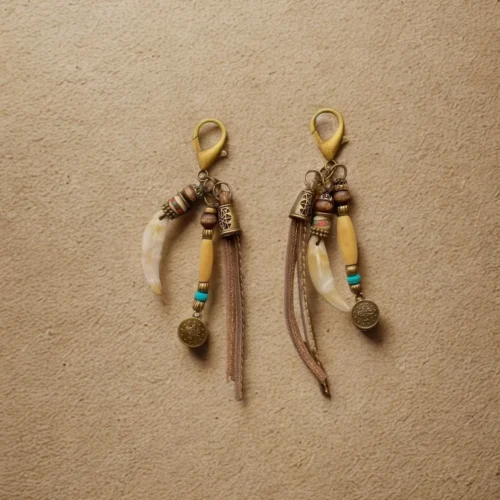 Rider Charm – El Yapımı Deri Eldiven Charm by RedPardus